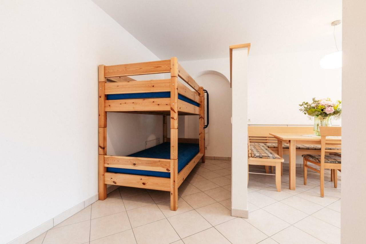 Bertoldihof Apartment Cortaccia Bagian luar foto