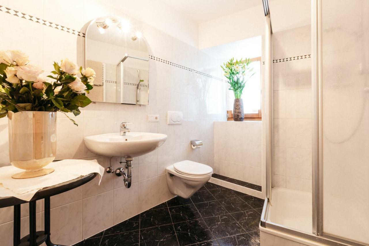 Bertoldihof Apartment Cortaccia Bagian luar foto